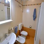 Colourful Flat In The Heart Of アパート *
