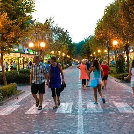 Colourful Flat In The Heart Of * Bibione