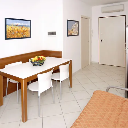 Colourful Flat In The Heart Of