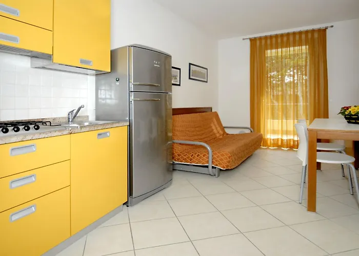 Colourful Flat In The Heart Of Διαμέρισμα *
